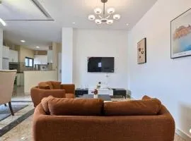 Chic studio with parking and rooftop
