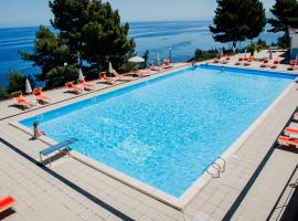 Camping & Village Rais Gerbi, prázdninový areál v destinaci Pollina