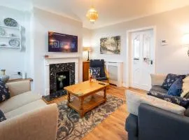 Welcoming 3-bed home close to Shrewsbury centre Pass the Keys