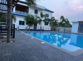 Villa Orchidia with Private Pool 3BR by Homeyhuts