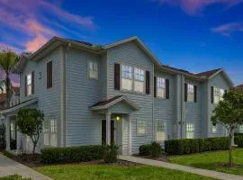 Charming Oasis with King Bed Close to Disney 4BR