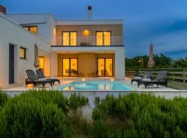 Villa Sunrise by IstriaLux