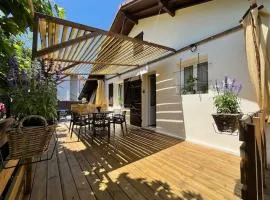 Cabane Meysouet-maison refaite à neuf vélo Bourg