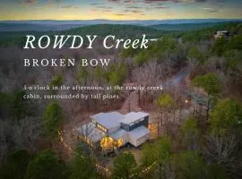 Rowdy Creek Pines Retreat & Hot Tub