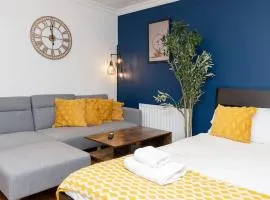 Open Mind Property - Cozy 2 Bed Room & Free Parking