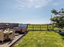 2 Bed in Rhosneigr 81515