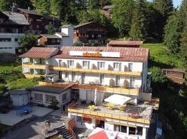 Adrenalin Backpackers Hotel, ski resort in Braunwald