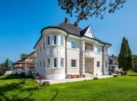 Villa Romantika