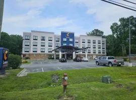 Comfort Suites New Bern near Cherry Point