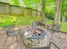 Family Home with Ping-Pong and Fire Pit in Lexington