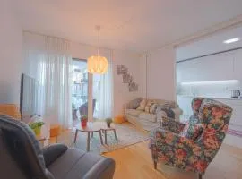 Benfica Prime Terrace II by Homing