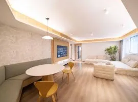 ZHome-Modern 3 bedrooms apartment - near NanJing Road