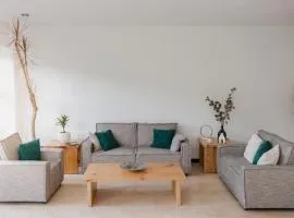 Casa Grand, Gated Community