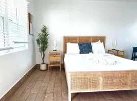 Stylish Studio 10 Min To Beach 12