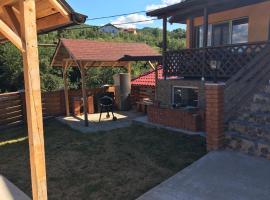 Casa Maya & Cristi, hotel in Orşova