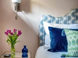 Cosy lakeland flat between Bowness & Windermere