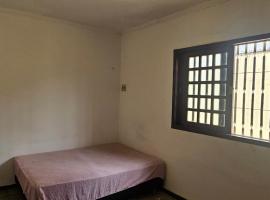 Próximo a litorânea e centro histórico quartos e suítes, hotel v mestu São Luís
