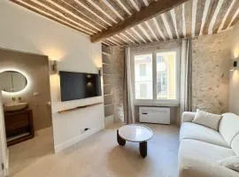 Luxe et Charme sur les Remparts du Vieil Antibes