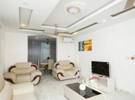 Monroe Luxury Apartments, hotel i Nsima