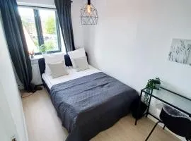 Double room in the City with free Parking