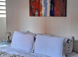 MEU LAR - fora de casa, hotel in Piracicaba