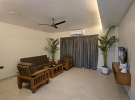 Riverfront 2BHK Apt Riverview Good Reviews