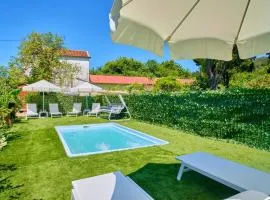 Villa Amarilda