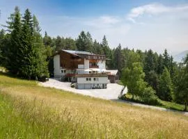 Hotel Pension Tyrol