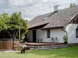 Dom Góra na Mazurach Balia z jacuzzi