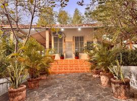 Sunset House, caba&ntilde;a o casa de campo en El Tr&aacute;nsito