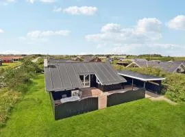 Nice Home In Harboøre With Sauna