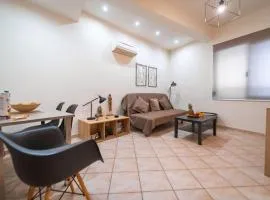 Rosso 3 City Centre Apartment