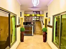 Doves Inn Hotel kalma Chowk