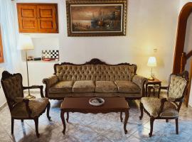 Margo Traditional House，錫米的小屋