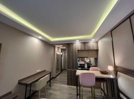 Batumi Sunrise Comfort Suite, hotel with hot tubs in Batumi