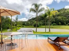 Secreto Cocheira | Piscina, jacuzzi e lago privativo @secretobangalos