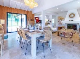 Luxury 6BR Villa with Heated Pool, Playground, Garden