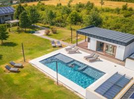Natura Hill Zebegény - Butik szobák és Étterem, ubytování v soukromí v destinaci Zebegény