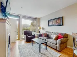 Chelan Resort Suites - #110