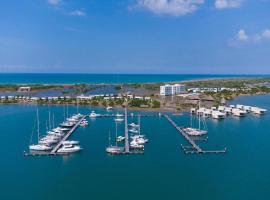 Marina Puerto Velero, Villa frente al Mar – hotel w mieście El Morro