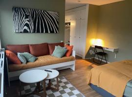 Liten l&auml;genhet med g&aring;ngavst&aring;nd till badstrand, готель, де можна проживати з хатніми тваринами у місті Марієгамн