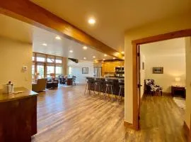 Townhome next to Clubhouse in Exclusive Eagle Bend - The Glacier