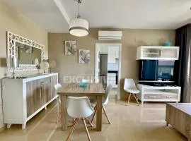 Perla Home, 1ªLínea, Magic World