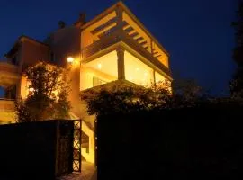 Piano House