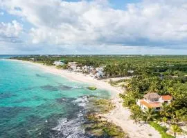 Traditional Beachfront Villa with Cenote, Close To Playa