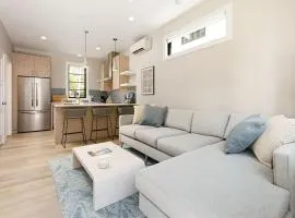 Hamilton Place - Lakestone Building - 305 C