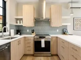 Hamilton Place - Lakestone Building - 305 A