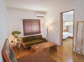 Tipy records inn nook