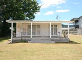 AICK202 - Aickin Classic Kiwi, hotel i Whangamata