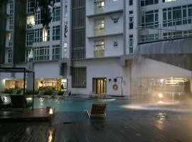CharmsStays Central Residence Sg Besi